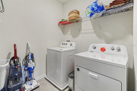 Villa ou maison à vendre à Plant City, Floride: 5 chambres, 234.3 m2 № 2406806 - photo 12