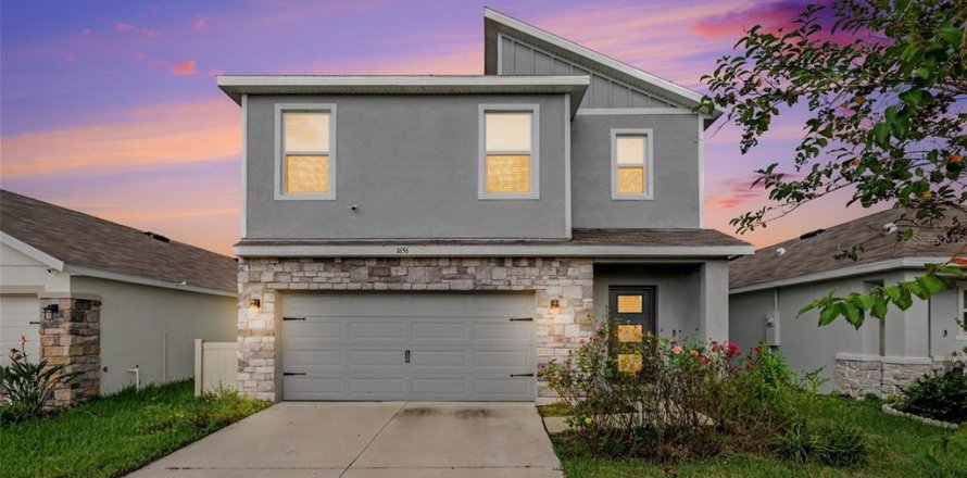 Villa ou maison à Plant City, Floride 5 chambres, 234.3 m2 № 2406806