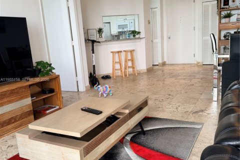 Copropriété à louer à Miami, Floride: 1 chambre, 72.46 m2 № 2011385 - photo 6