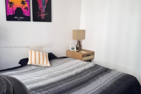 Copropriété à louer à Miami, Floride: 1 chambre, 72.46 m2 № 2011385 - photo 16