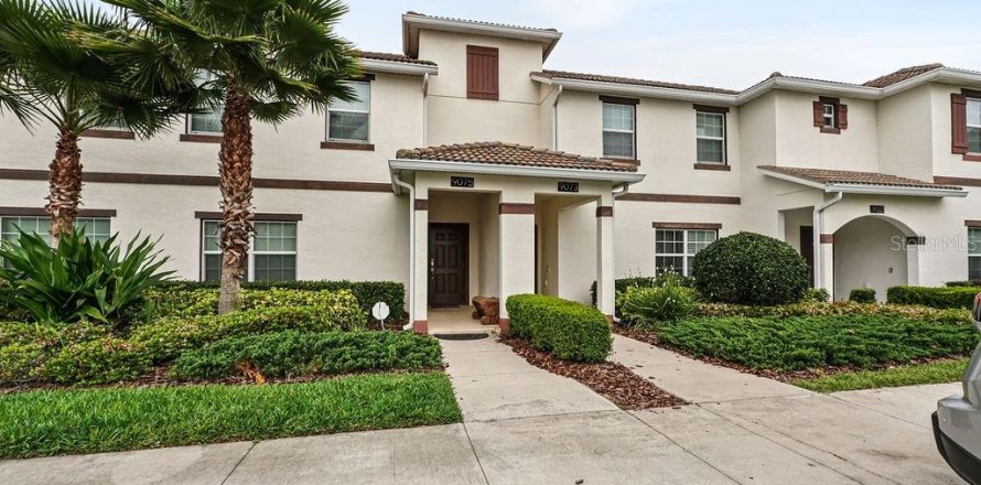 Townhouse in Davenport, Florida 4 bedrooms, 176.7 sq.m. № 1733972