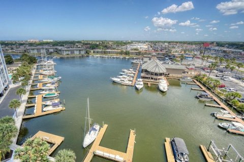Condo in New Port Richey, Florida, 2 bedrooms № 2109177 - photo 21