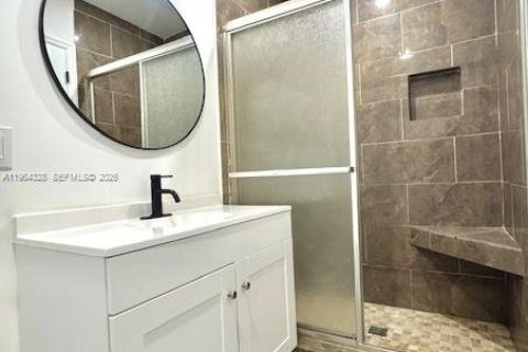 Apartamento en alquiler en Hollywood, Florida, 2 dormitorios, 60.39 m2 № 2031132 - foto 5