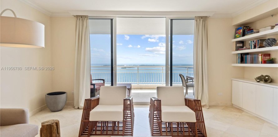 Condominio en Miami, Florida, 3 dormitorios  № 2010659