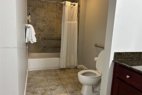 Hotel in Winter Garden, Florida 3 bedrooms № 1937632 - photo 19