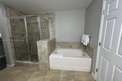 Hotel in Winter Garden, Florida 3 bedrooms № 1937632 - photo 10