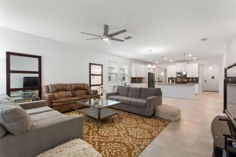 Villa ou maison à louer à Davenport, Floride: 5 chambres, 353.86 m2 № 2431615 - photo 19