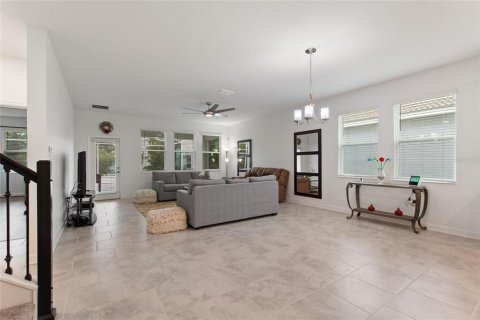 Villa ou maison à louer à Davenport, Floride: 5 chambres, 353.86 m2 № 2431615 - photo 15