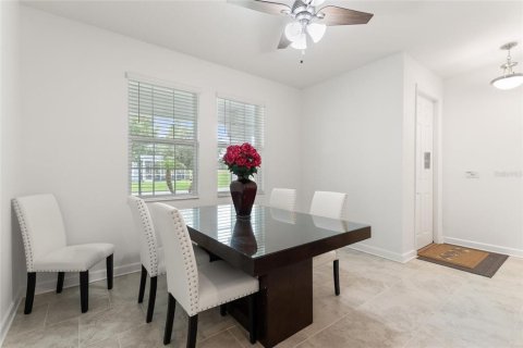 Villa ou maison à louer à Davenport, Floride: 5 chambres, 353.86 m2 № 2431615 - photo 8