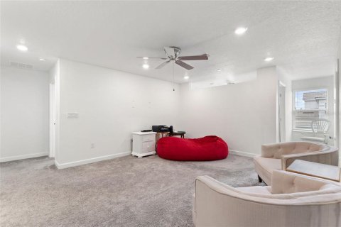 Villa ou maison à louer à Davenport, Floride: 5 chambres, 353.86 m2 № 2431615 - photo 25