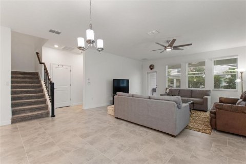 Villa ou maison à louer à Davenport, Floride: 5 chambres, 353.86 m2 № 2431615 - photo 16