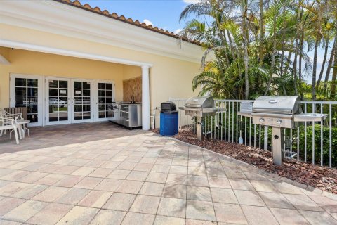 Condo in St. Lucie, Florida, 2 bedrooms № 2191181 - photo 26