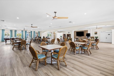 Condo in St. Lucie, Florida, 2 bedrooms № 2191181 - photo 23
