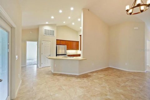 Casa en venta en Lake Alfred, Florida, 4 dormitorios, 169.92 m2 № 2147956 - foto 7