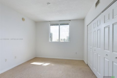 Снять в аренду кондоминиум в Майами, Флорида 1 спальня, 66.7м2, № 2019862 - фото 6