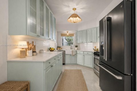 House in Cutler Bay, Florida 3 bedrooms, 145.02 sq.m. № 2033558 - photo 16