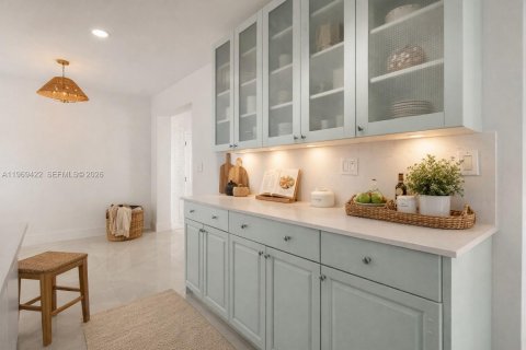 House in Cutler Bay, Florida 3 bedrooms, 145.02 sq.m. № 2033558 - photo 18