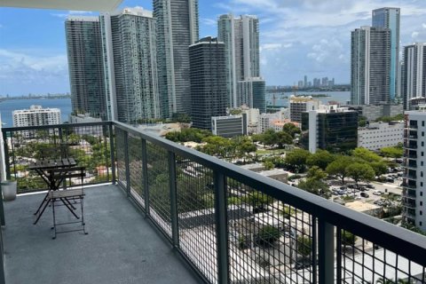 Condo in Miami, Florida, 2 bedrooms  № 1714782 - photo 10