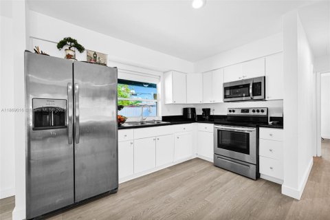 Villa ou maison à vendre à Miramar, Floride: 4 chambres, 143.53 m2 № 1982534 - photo 22