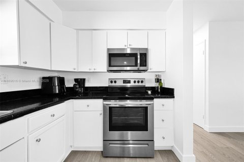 Villa ou maison à vendre à Miramar, Floride: 4 chambres, 143.53 m2 № 1982534 - photo 23