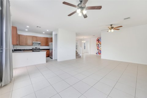 Villa ou maison à vendre à Miami, Floride: 4 chambres, 206.52 m2 № 1738108 - photo 3