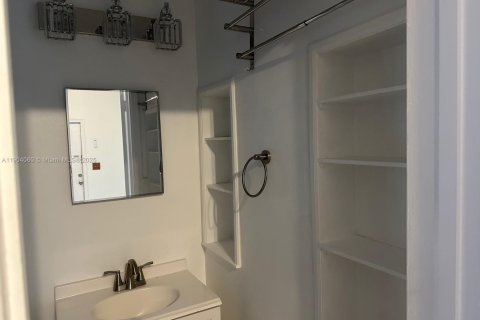 Apartment in Miami, Florida 95.22 sq.m. № 1955032 - photo 9