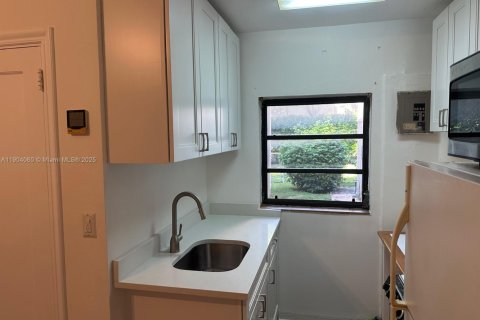 Apartment in Miami, Florida 95.22 sq.m. № 1955032 - photo 5