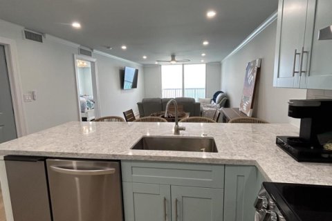 Condo in Hollywood, Florida, 1 bedroom  № 2247953 - photo 6