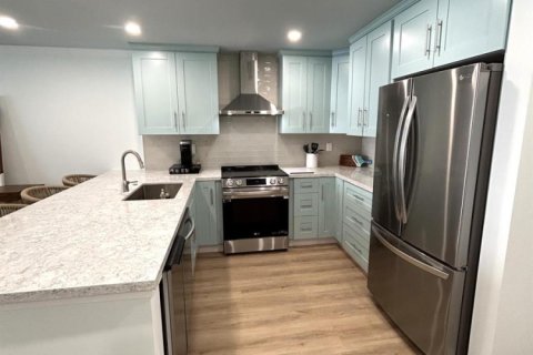 Condo in Hollywood, Florida, 1 bedroom  № 2247953 - photo 5
