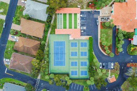 House in Bonita Springs, Florida 3 bedrooms, 185.99 sq.m. № 1996368 - photo 29