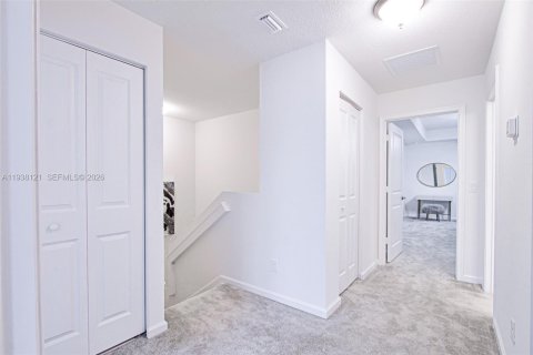 House in Bonita Springs, Florida 3 bedrooms, 185.99 sq.m. № 1996368 - photo 20