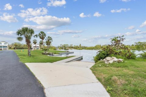 House in New Port Richey, Florida 2 bedrooms, 65.59 sq.m. № 1808518 - photo 9