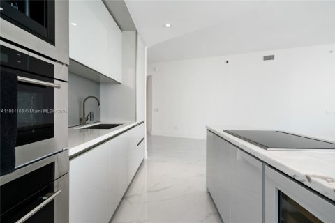Condominio en venta en Sunny Isles Beach, Florida, 2 dormitorios, 143.53 m2 № 1924642 - foto 20
