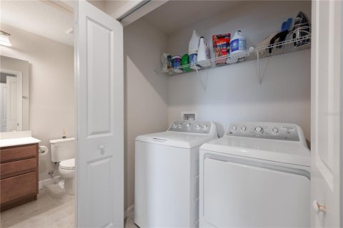 Купить таунхаус в Уинтер-Гарден, Флорида 3 комнаты, 144.93м2, № 2235537 - фото 19