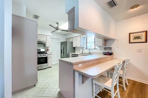 Casa en venta en Leesburg, Florida, 2 dormitorios, 117.89 m2 № 1914950 - foto 20