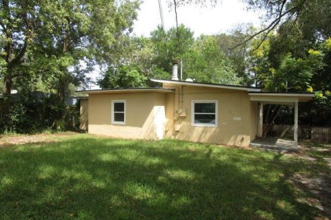 House in Jacksonville, Florida 2 bedrooms, 75.81 sq.m. № 868024 - photo 1
