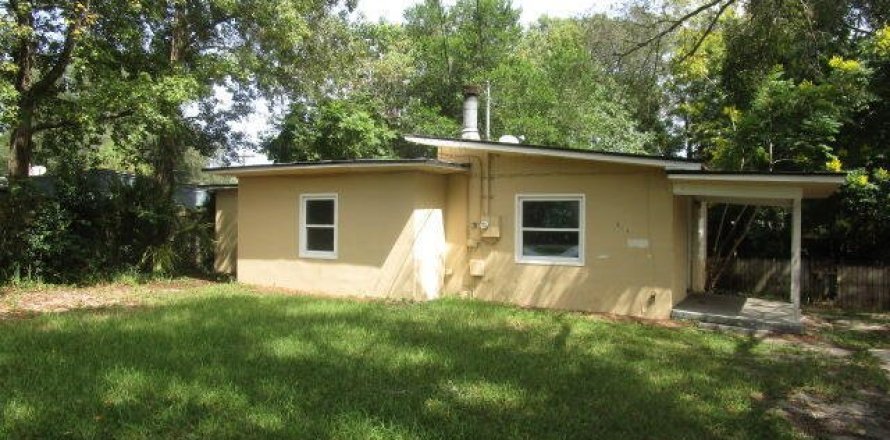 House in Jacksonville, Florida 2 bedrooms, 75.81 sq.m. № 868024