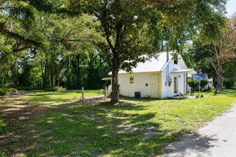Duplex à vendre à Lake Helen, Floride: 4 chambres, 120.4 m2 № 2215081 - photo 4