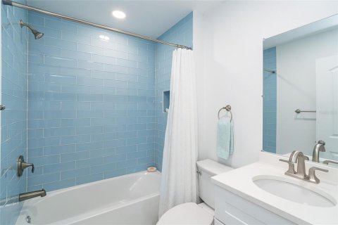 Condo in Englewood, Florida, 2 bedrooms  № 1805389 - photo 20