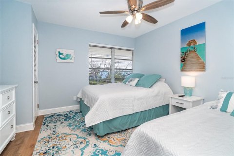 Condo in Englewood, Florida, 2 bedrooms  № 1805389 - photo 21