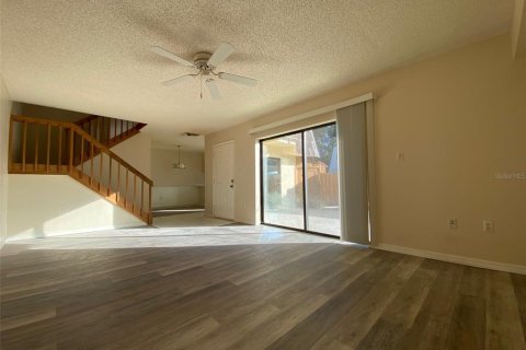 Villa ou maison à vendre à Leesburg, Floride: 2 chambres, 119.66 m2 № 2091952 - photo 4
