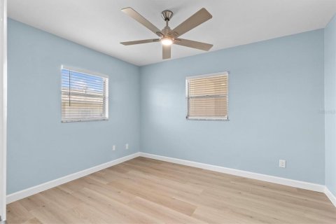 Condo in Seminole, Florida, 1 bedroom  № 1673416 - photo 19