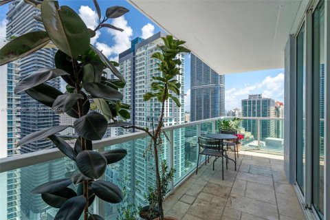 Condominio en venta en Miami, Florida, 3 dormitorios, 144.09 m2 № 2056061 - foto 11