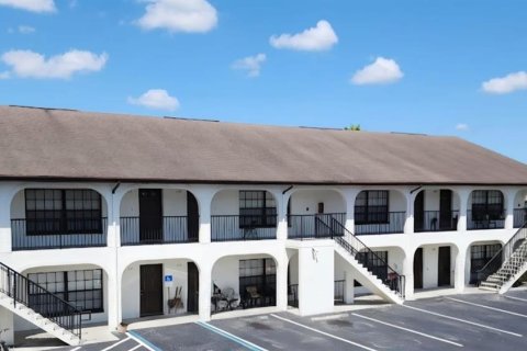 Appartement à Spring Hill, Floride 2 chambres, 102.19 m2 № 2391076