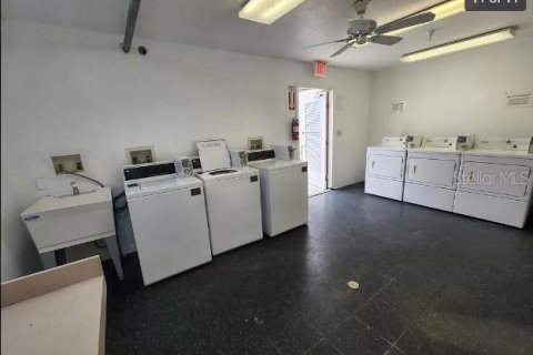 Appartement à louer à Spring Hill, Floride: 2 chambres, 102.19 m2 № 2391076 - photo 11