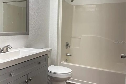 Appartement à louer à Spring Hill, Floride: 2 chambres, 102.19 m2 № 2391076 - photo 6