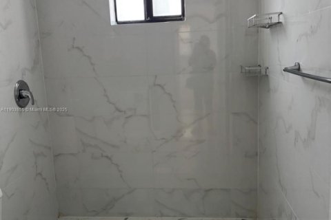 Copropriété à louer à Hialeah, Floride: 2 chambres, 115.2 m2 № 1955303 - photo 7