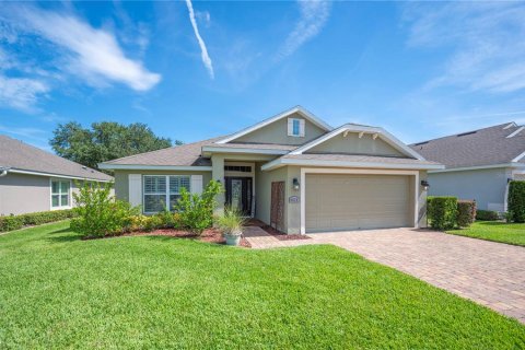 House in Lakeland, Florida 3 bedrooms, 172.8 sq.m. № 1899196 - photo 1