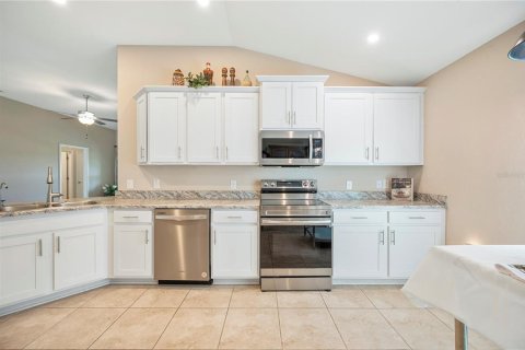 House in Lakeland, Florida 3 bedrooms, 172.8 sq.m. № 1899196 - photo 16