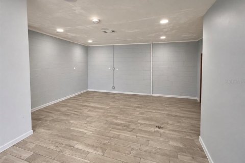 Immobilier commercial à louer à Orlando, Floride: 105.17 m2 № 2384215 - photo 24